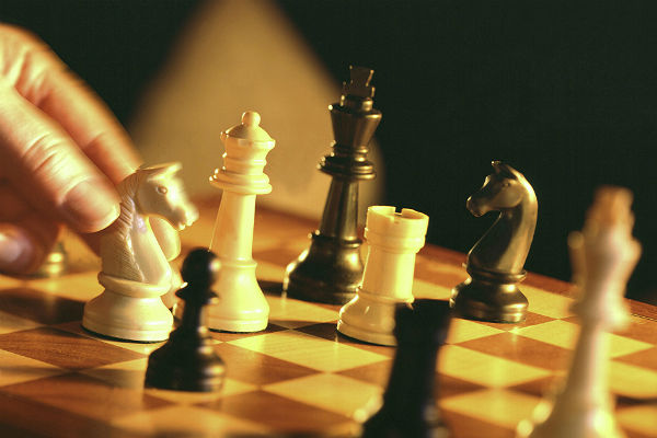 Левон Аронян и Дин Лижэнь сыграли вничью во второй партии финала Кубка мира по шахматам