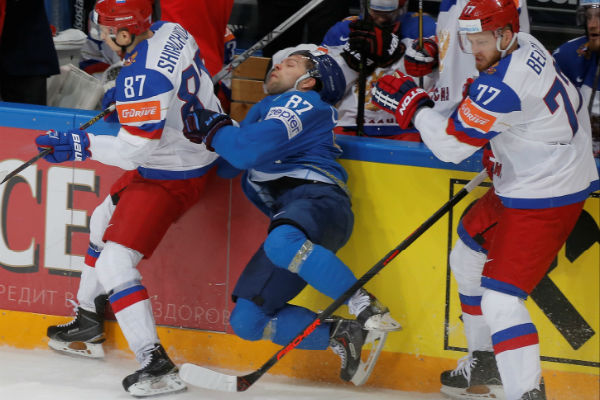 ЧМ-2016. После первого периода в матче Казахстан — Россия ничья — 3:3