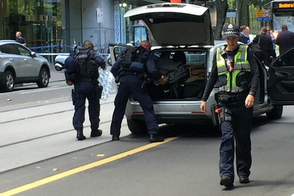 ИГ взяла на себя ответственность за стрельбу и захват заложника в Мельбурне