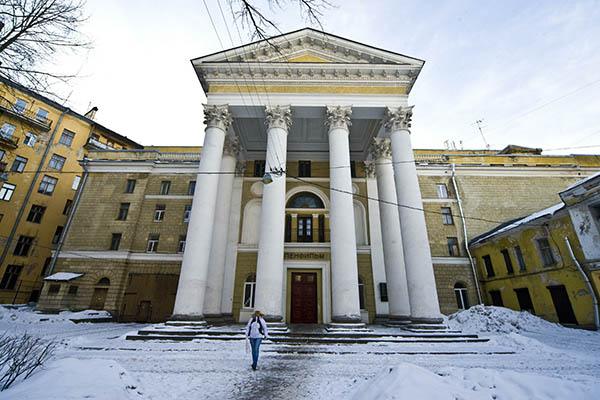 «Ленфильм» попросил 100 миллионов рублей на ремонт фасадов