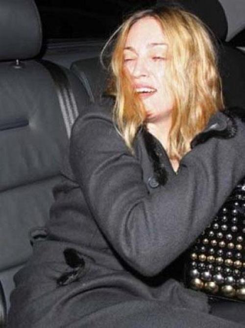 Звезда напилась. Мадонна наркотики. Пьяные звезды. Звезда напилась. Пьяные звезды.